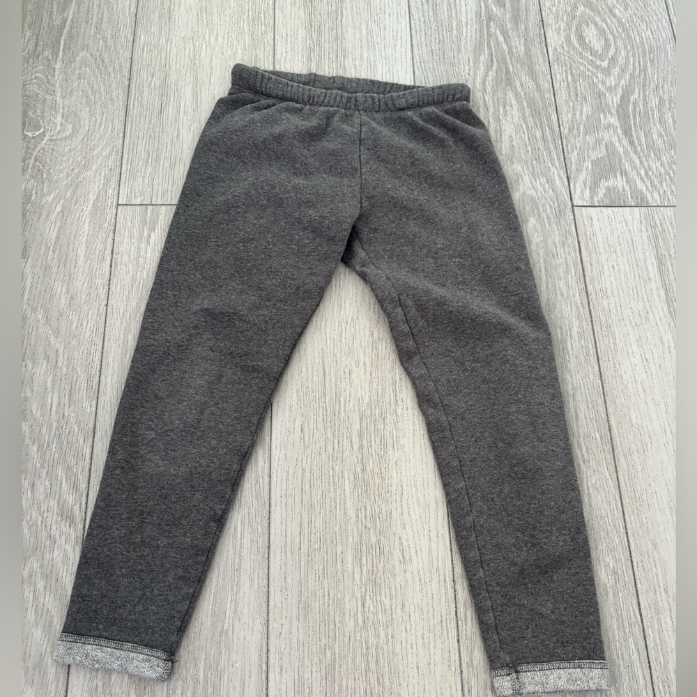 Leggings - girls in soft gray. EUC.